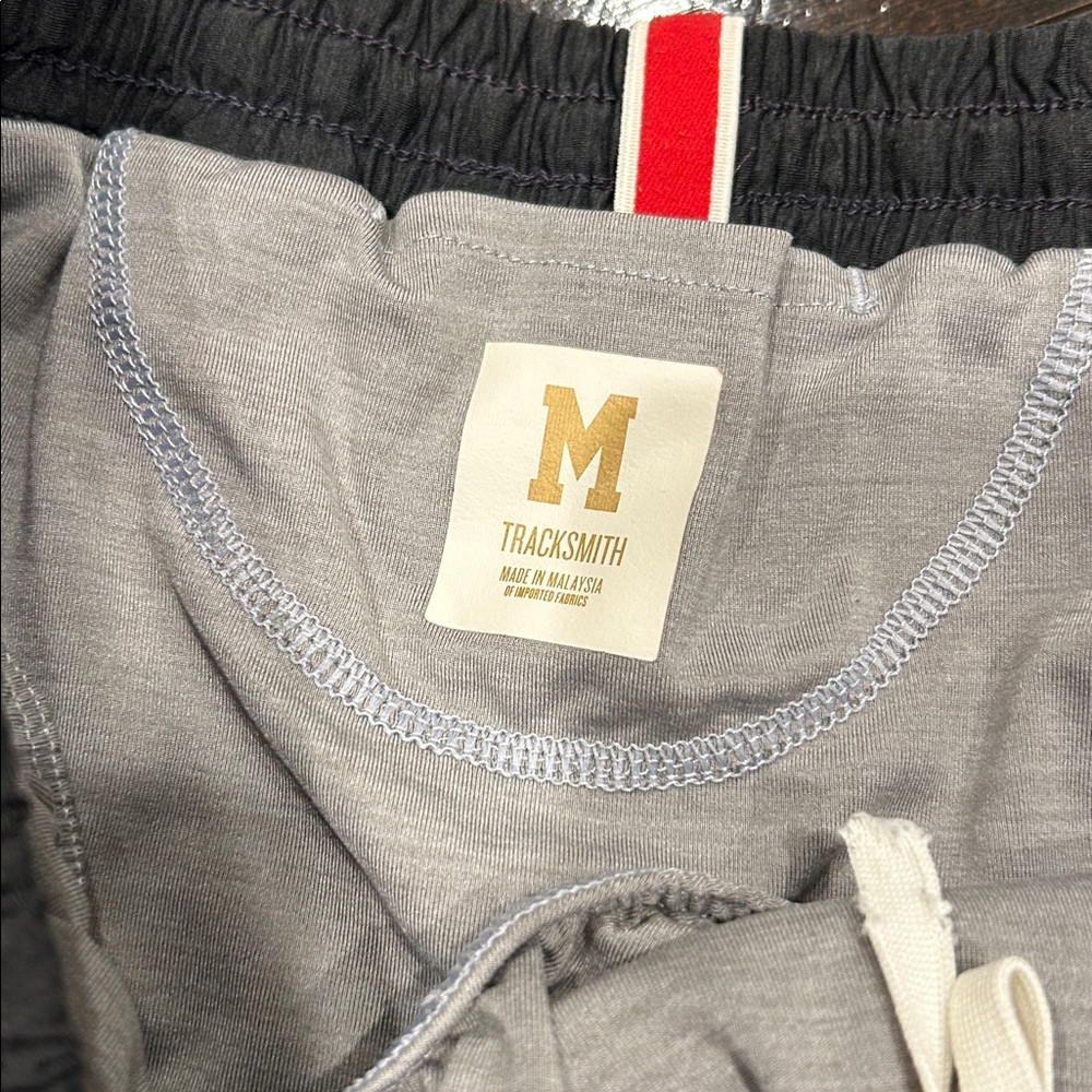 Tracksmith Twilight Split Shorts Medium Gray 2.5” - image 5